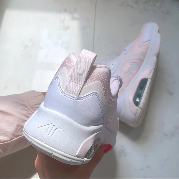 Air max 200 soft pink( super comfy) - Picture 10 of 11
